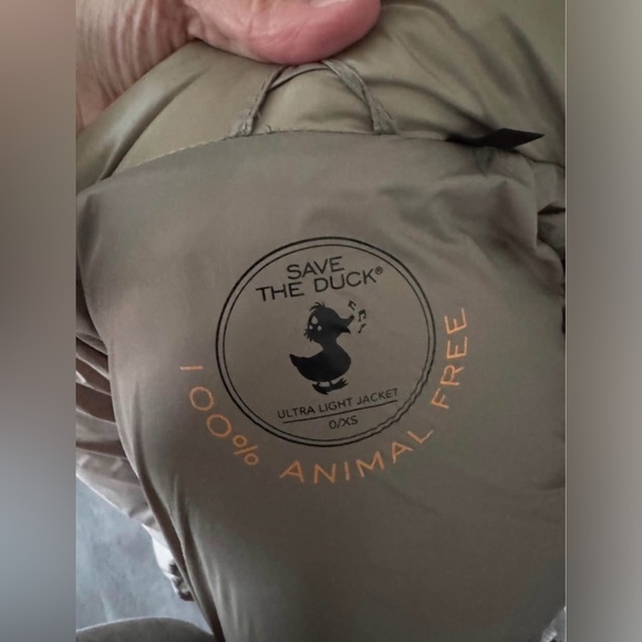 NWOT SAVE THE DUCK Women's Reversible Puffer Coat - Picture 3 of 4